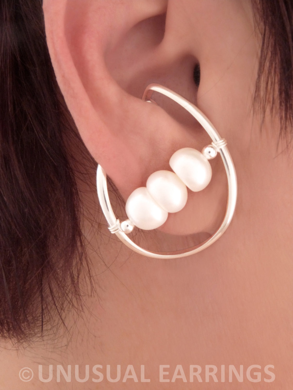PEARL EAR CUFF HOOP EARRING - Silver