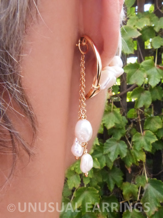 Perris - Baroque Pearl with dangle